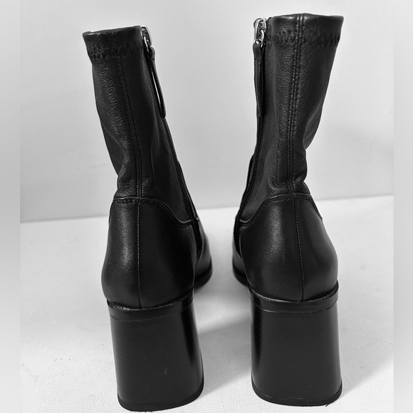 Like NEW-Zara ladies LEATHER ankle boots - Picture 5 of 10